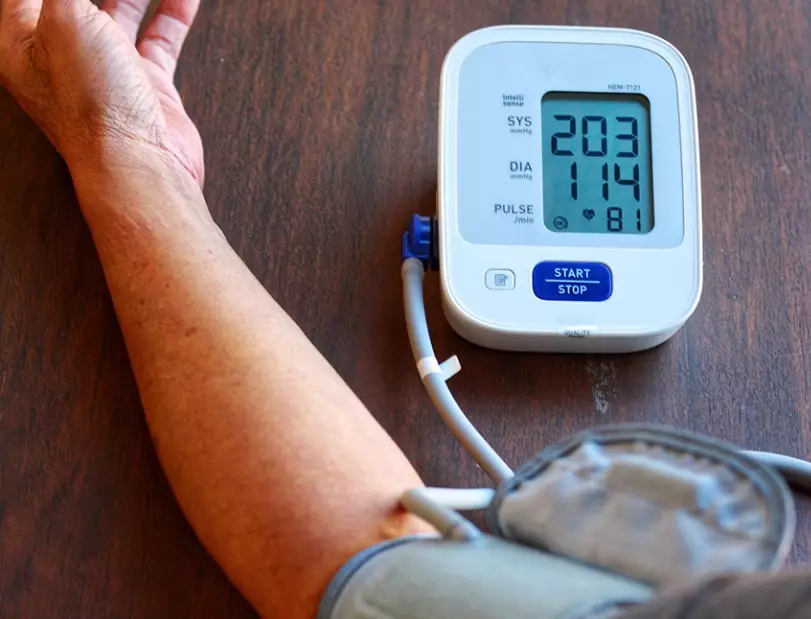 hypertensive crisis first aid