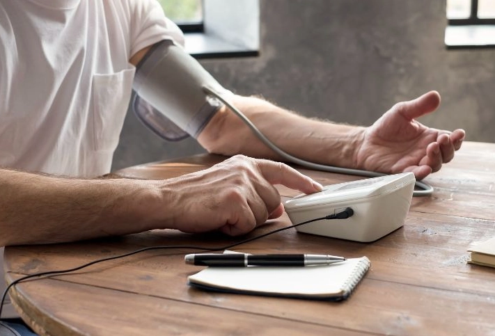 7 second trick to lower blood pressure