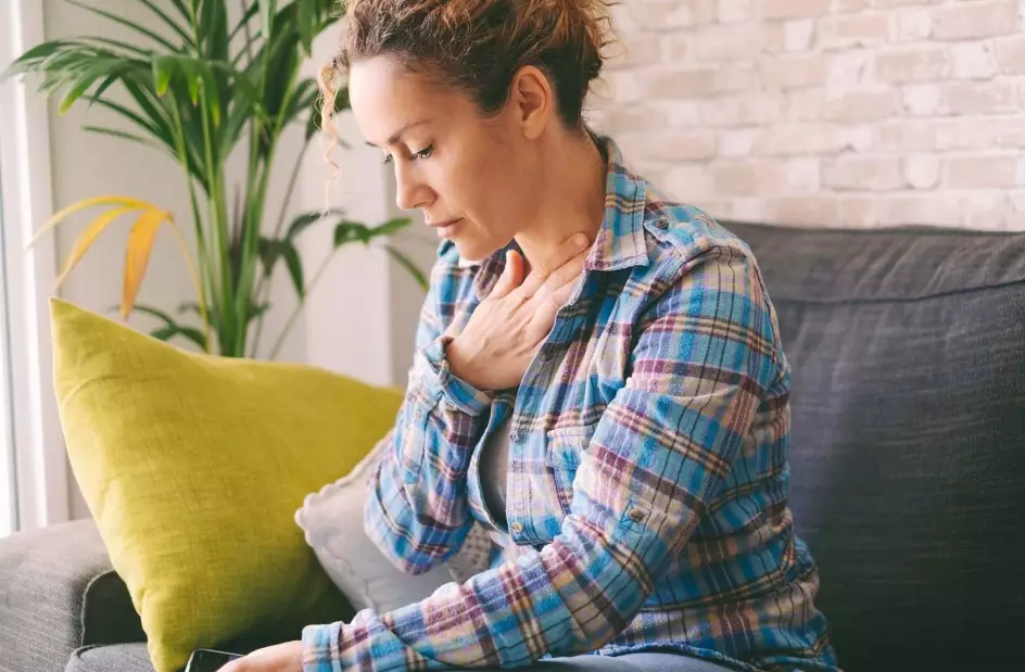 women heart attack symptoms